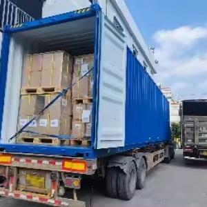 Loading container