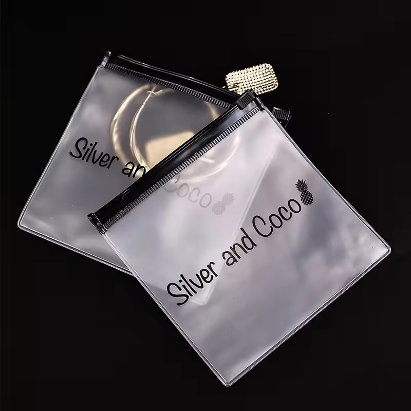 Pvc Frosted Plastic Bag With Zipper Small Size Pouches Zipper For Packaging