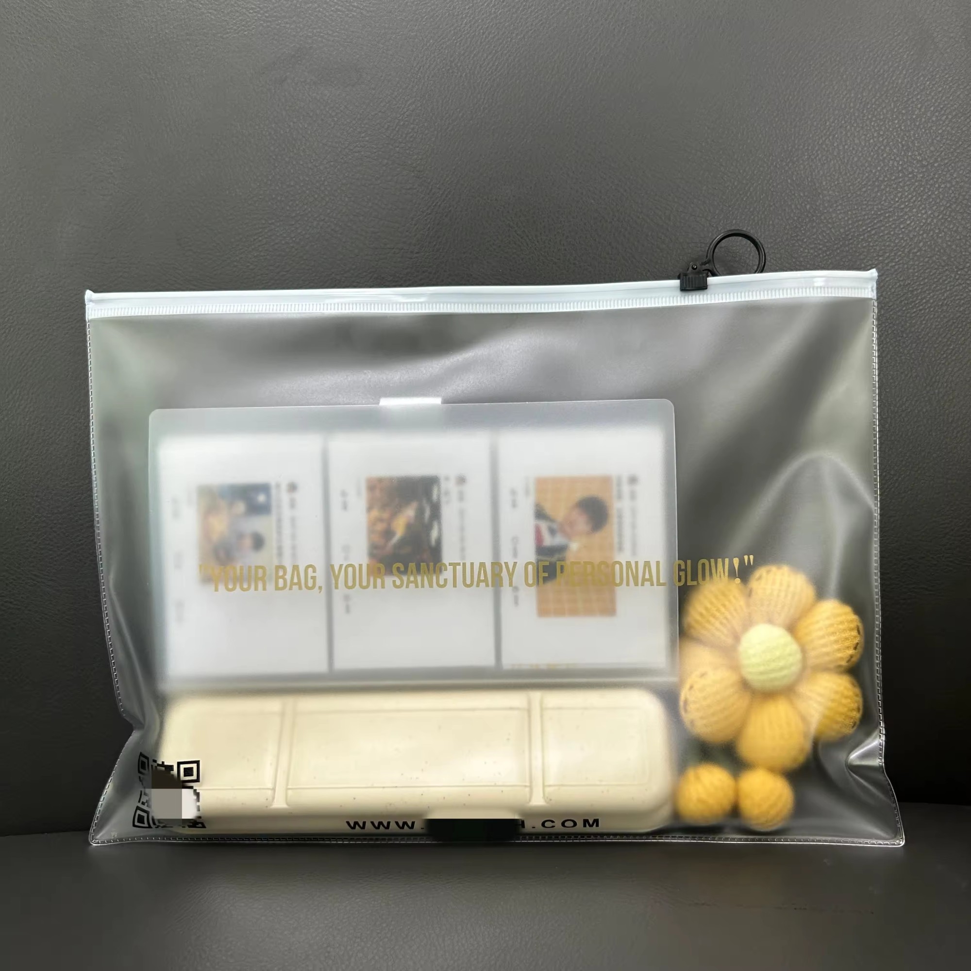 Transparent makeup zip lock slider bags pvc clothing packaging plastic zipper bag pouch Cosmetic bag