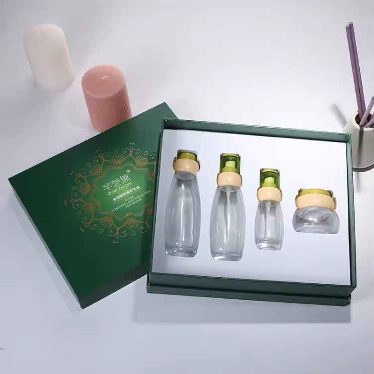 Custom Box Packaging With Insert Fancy Aesthetic Unique Green Skincare Packaging Box