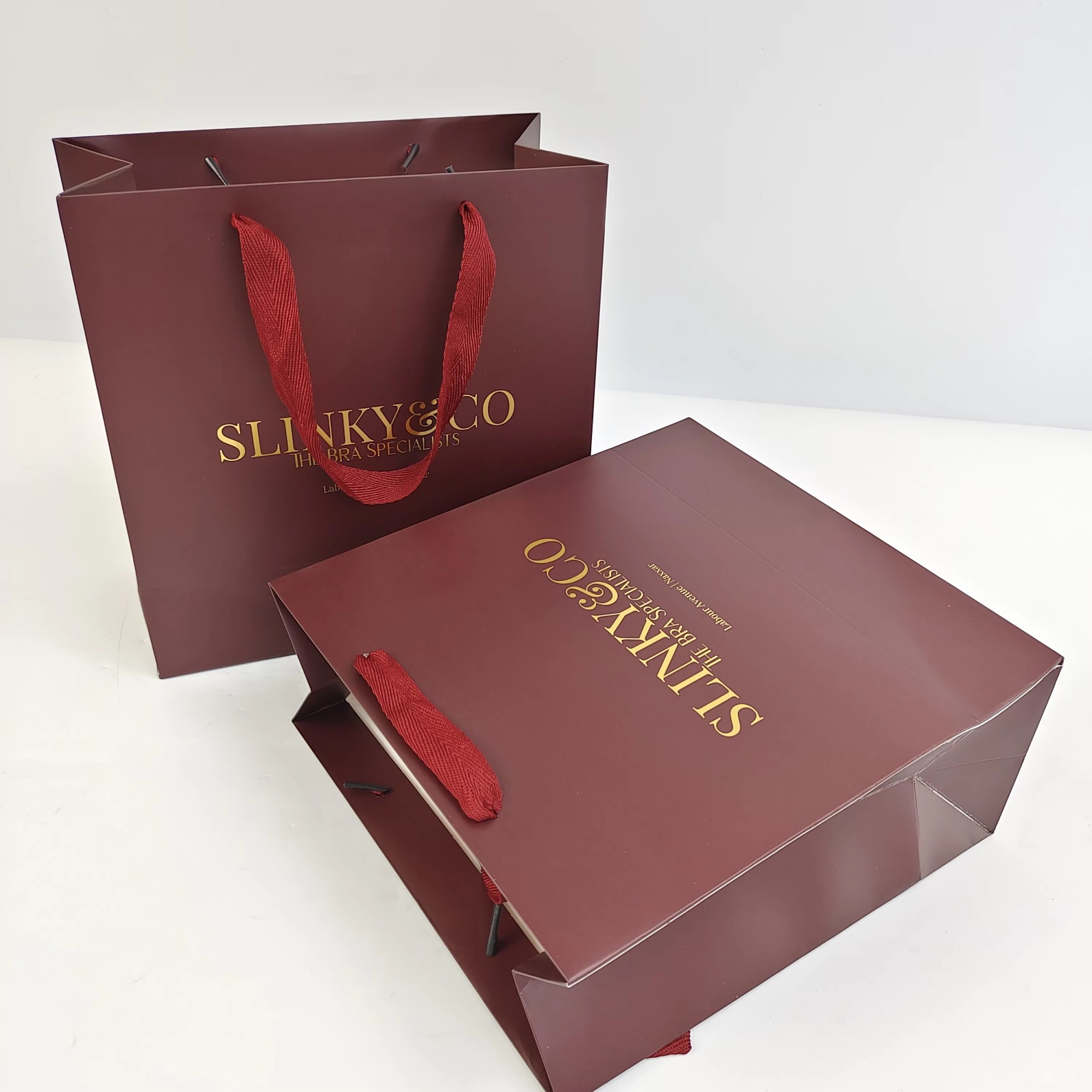 luxury custom logo black k shoe boutique gift shopping paper cardboard packaging bags with handle for birthdays shop - 副本