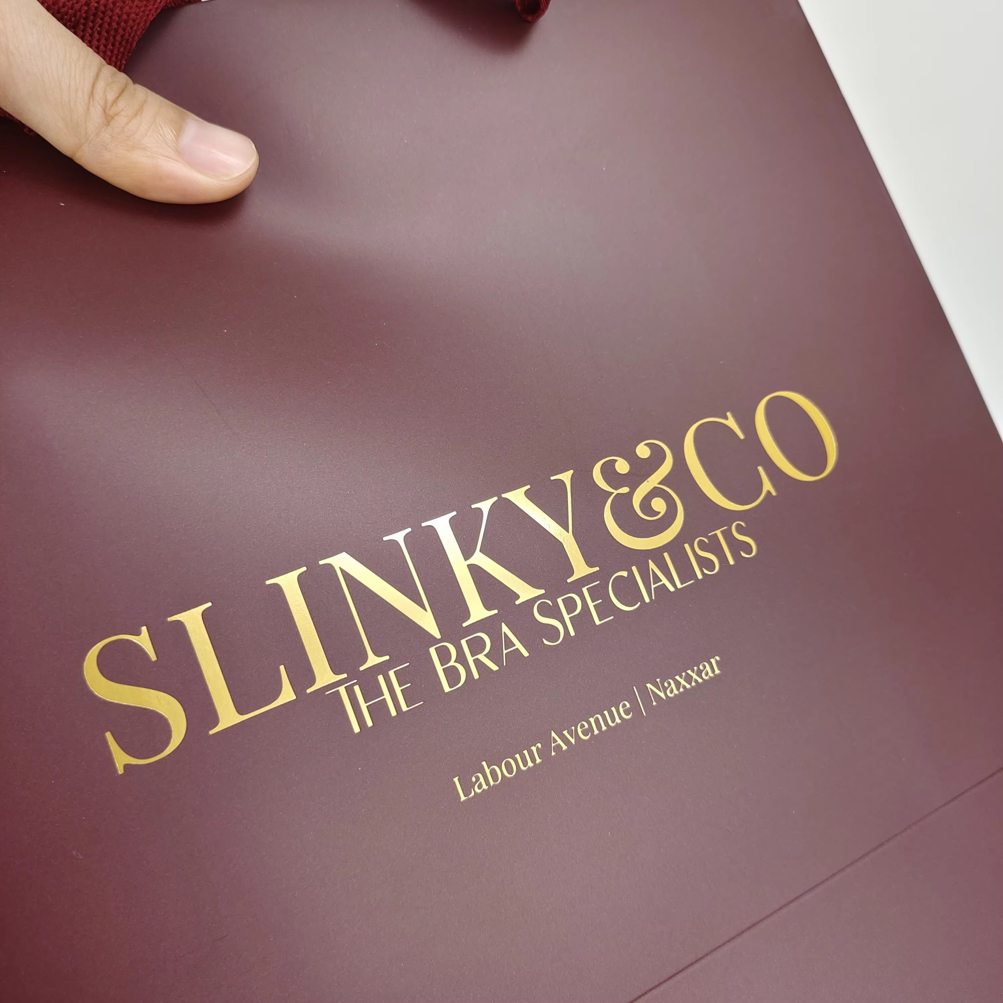 luxury custom logo black k shoe boutique gift shopping paper cardboard packaging bags with handle for birthdays shop - 副本