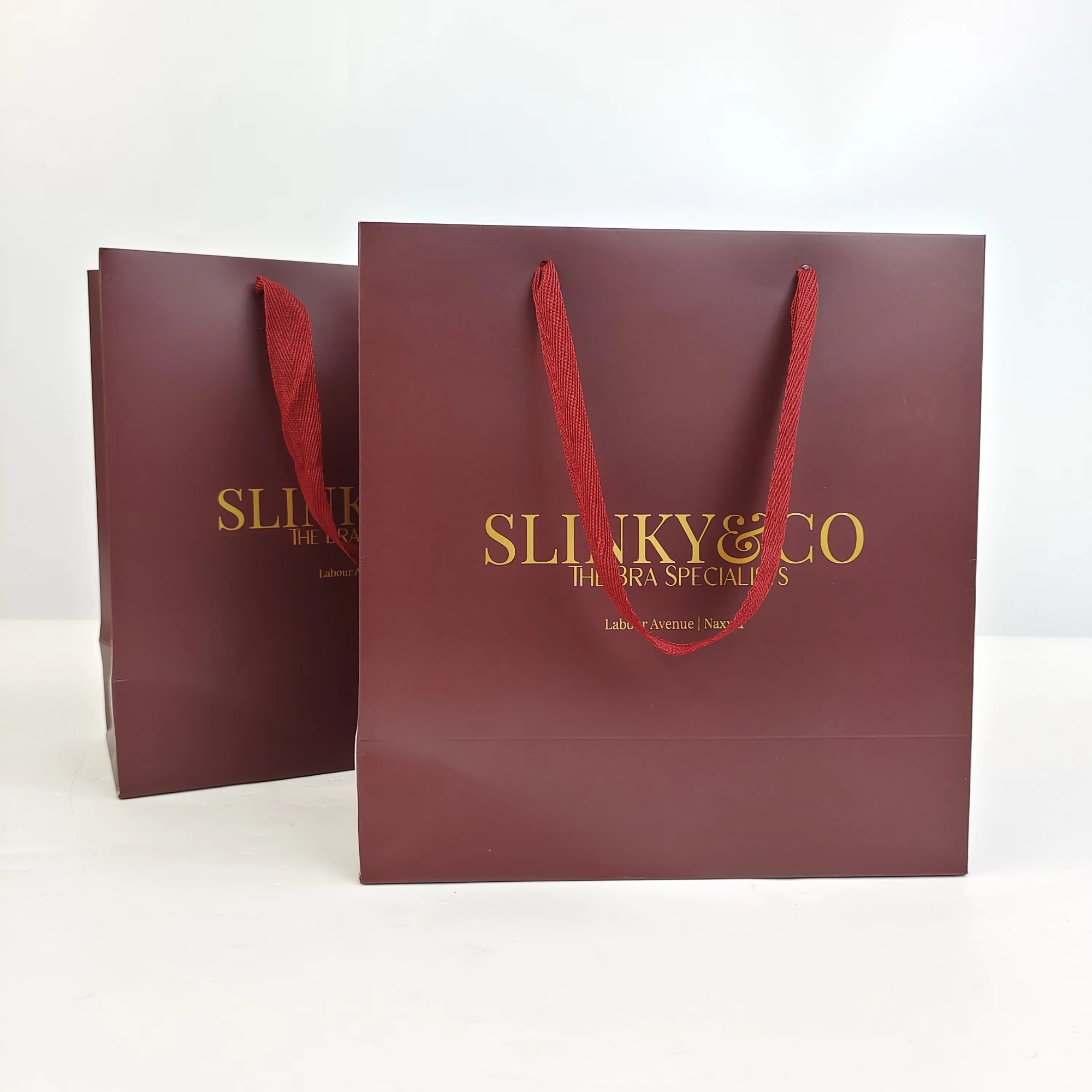 luxury custom logo black k shoe boutique gift shopping paper cardboard packaging bags with handle for birthdays shop - 副本