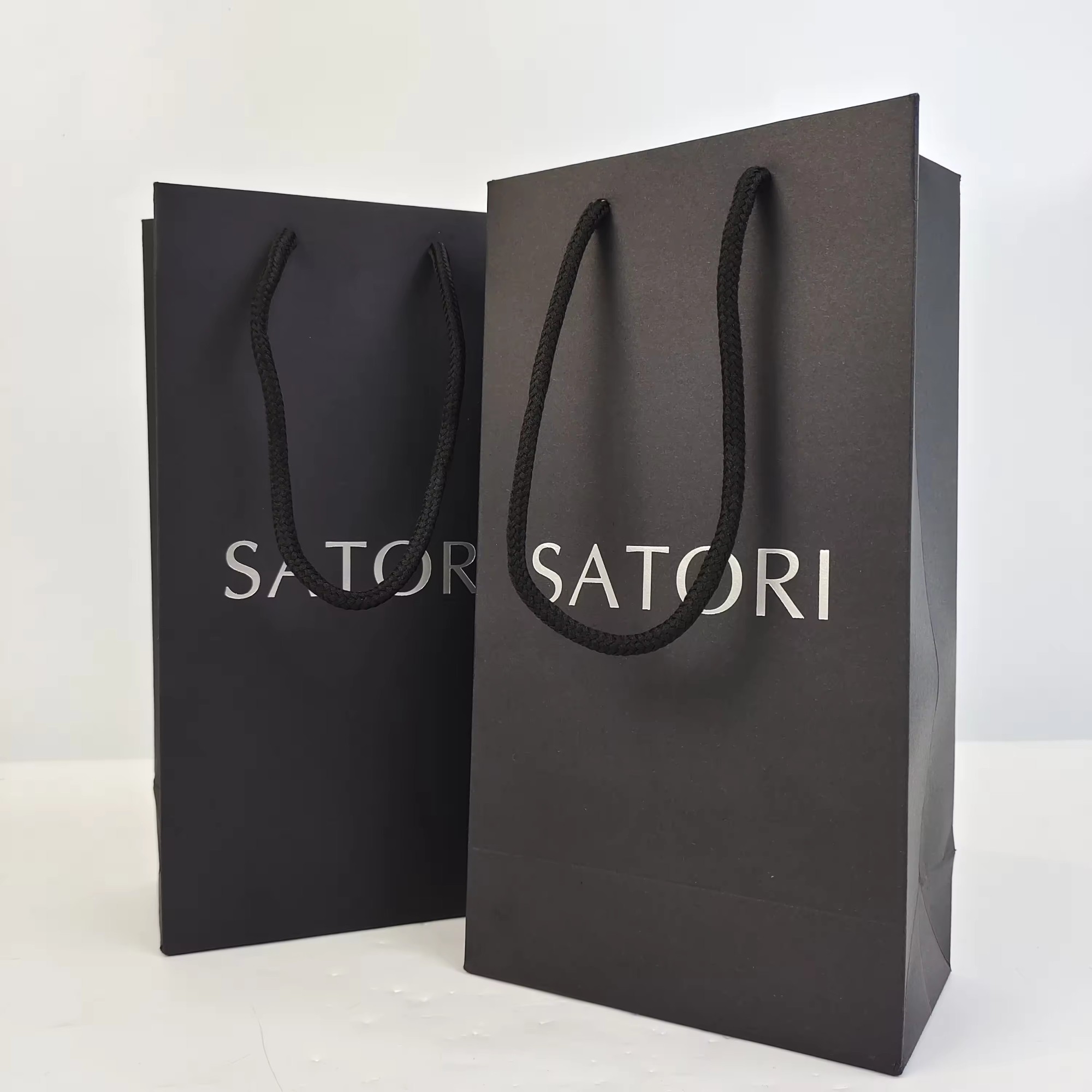 silver logo Printed black Carry Bags Luxury Boutique clothes retail Shopping Paper Packaging Bags Clothes gift takeaway