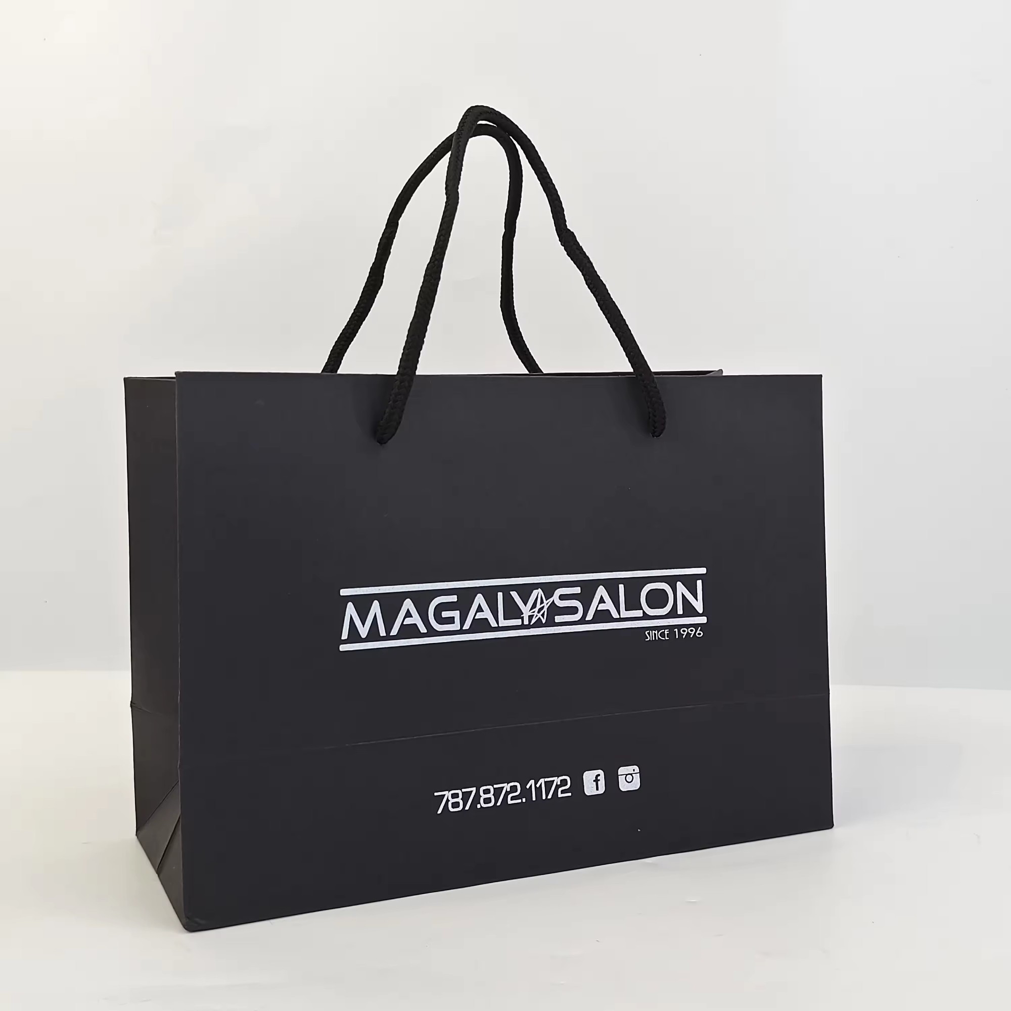 paper Bag Custom Logo Gift Packaging business Paper bag with Luxury Handle Black paper bag - 副本