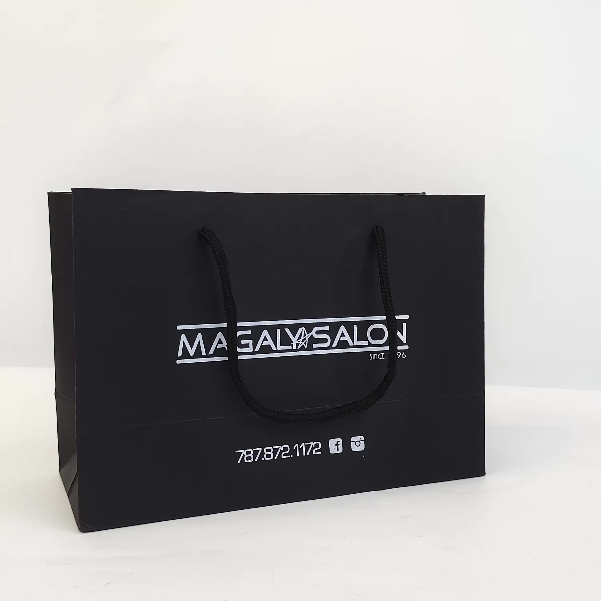 paper Bag Custom Logo Gift Packaging business Paper bag with Luxury Handle Black paper bag - 副本