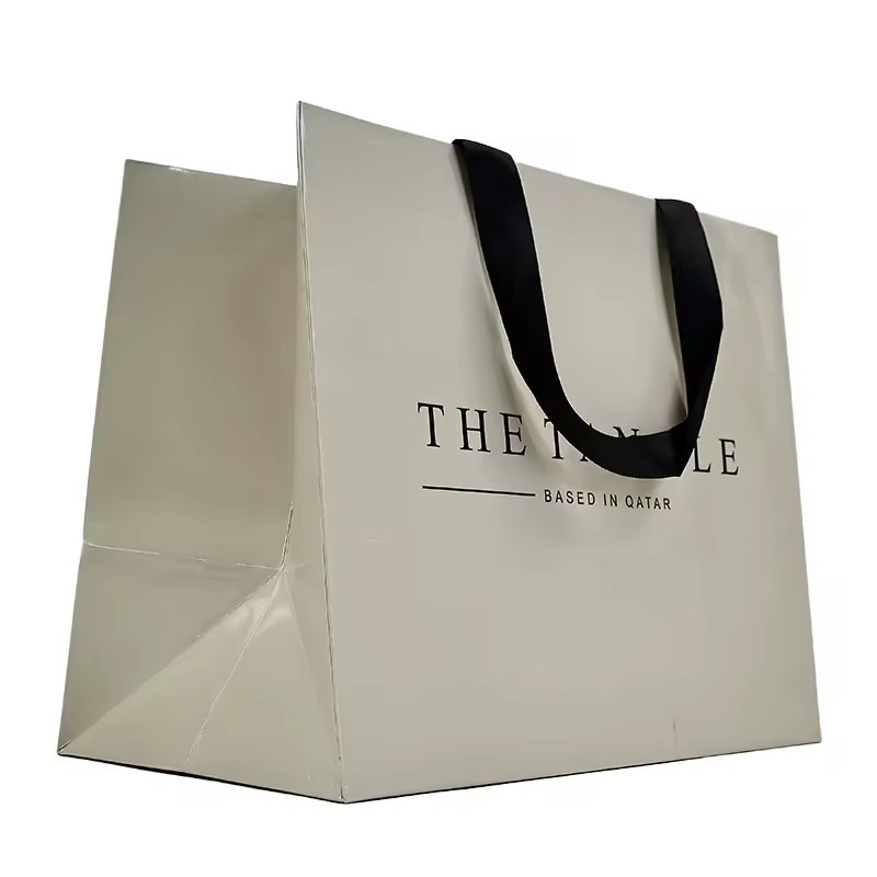 Luxury Gift Paper Bag Custom Printed Logo Shopping Paper Bags With Your Own Logo