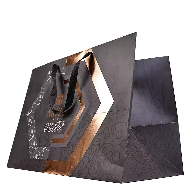 Luxury Black Clothes Packing Clothing Shopping Gift Bag Paper Bags Printed Custom Logo