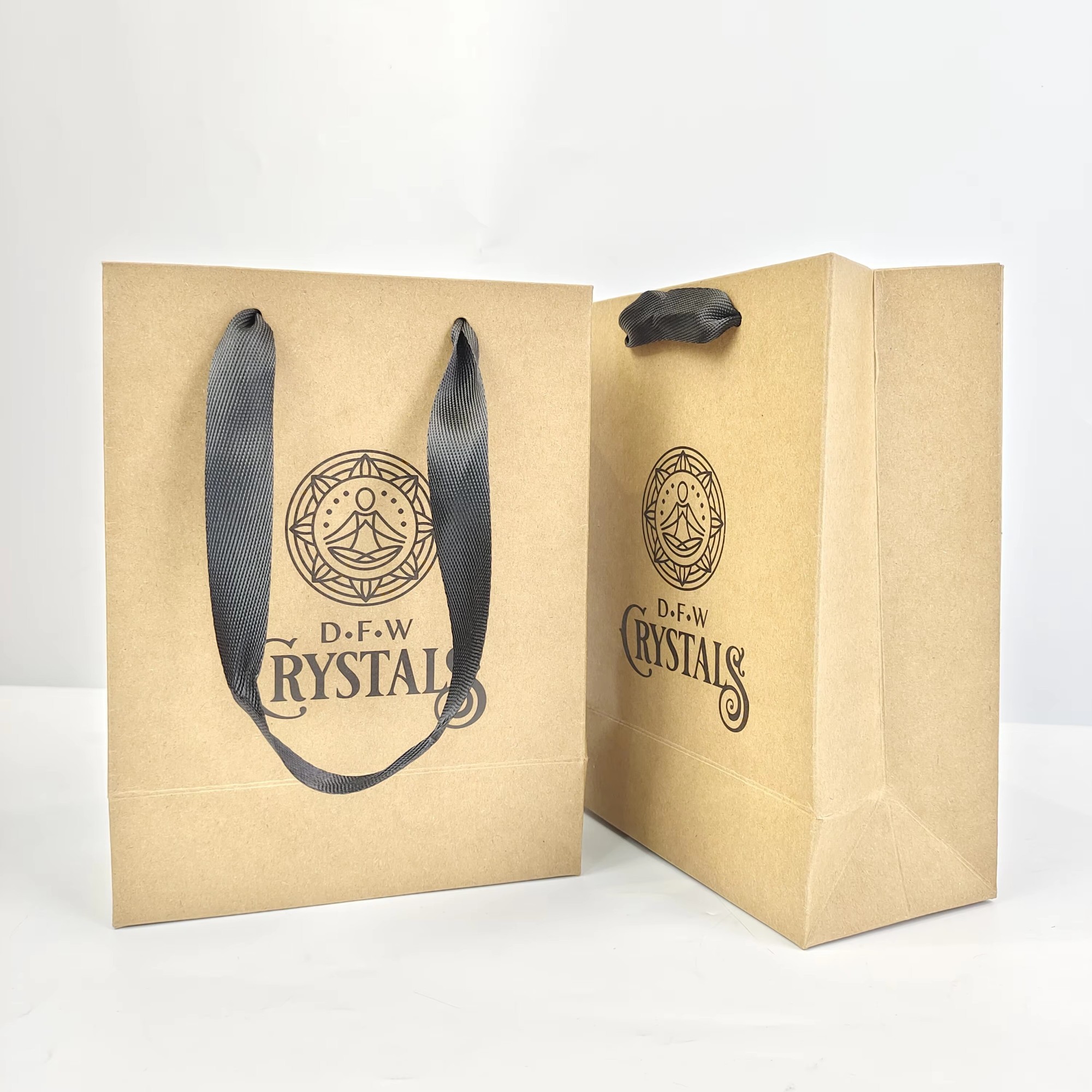 Food Packaging Bag With MATTE Window Kraft Paper Stand Up Pouch Bag For Nuts Powder Snack Packaging With Zipper