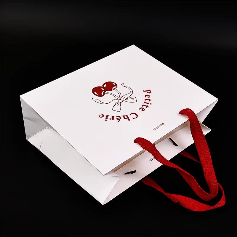 luxury red shopping paper bags with your logo printing for jewelry bags