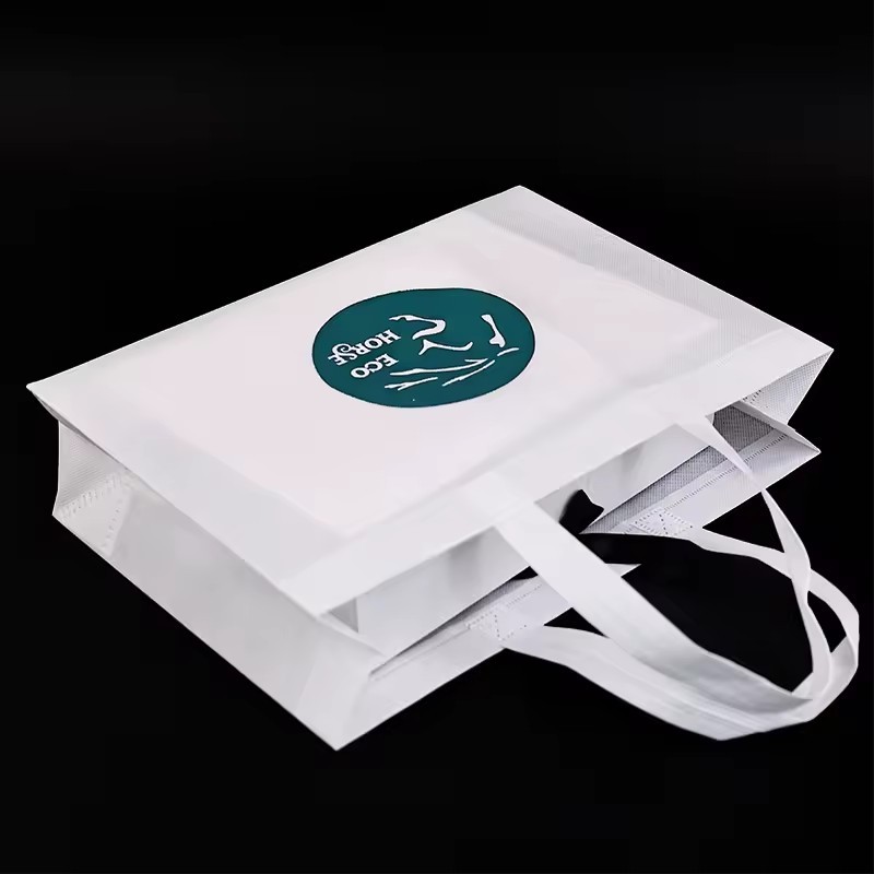 non woven bag foldable pocket gift bags Reusable bag promotional