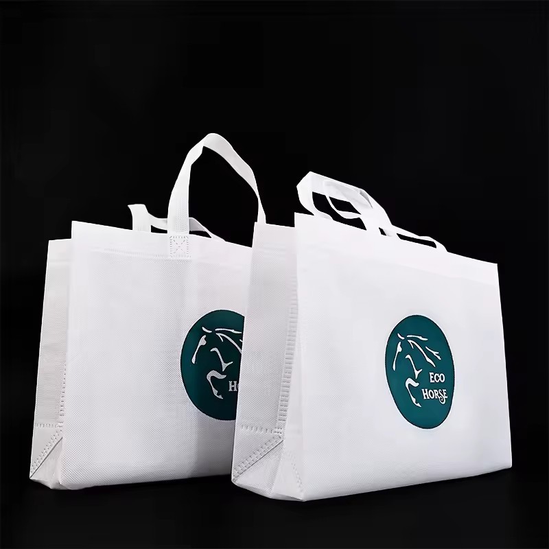 non woven bag foldable pocket gift bags Reusable bag promotional