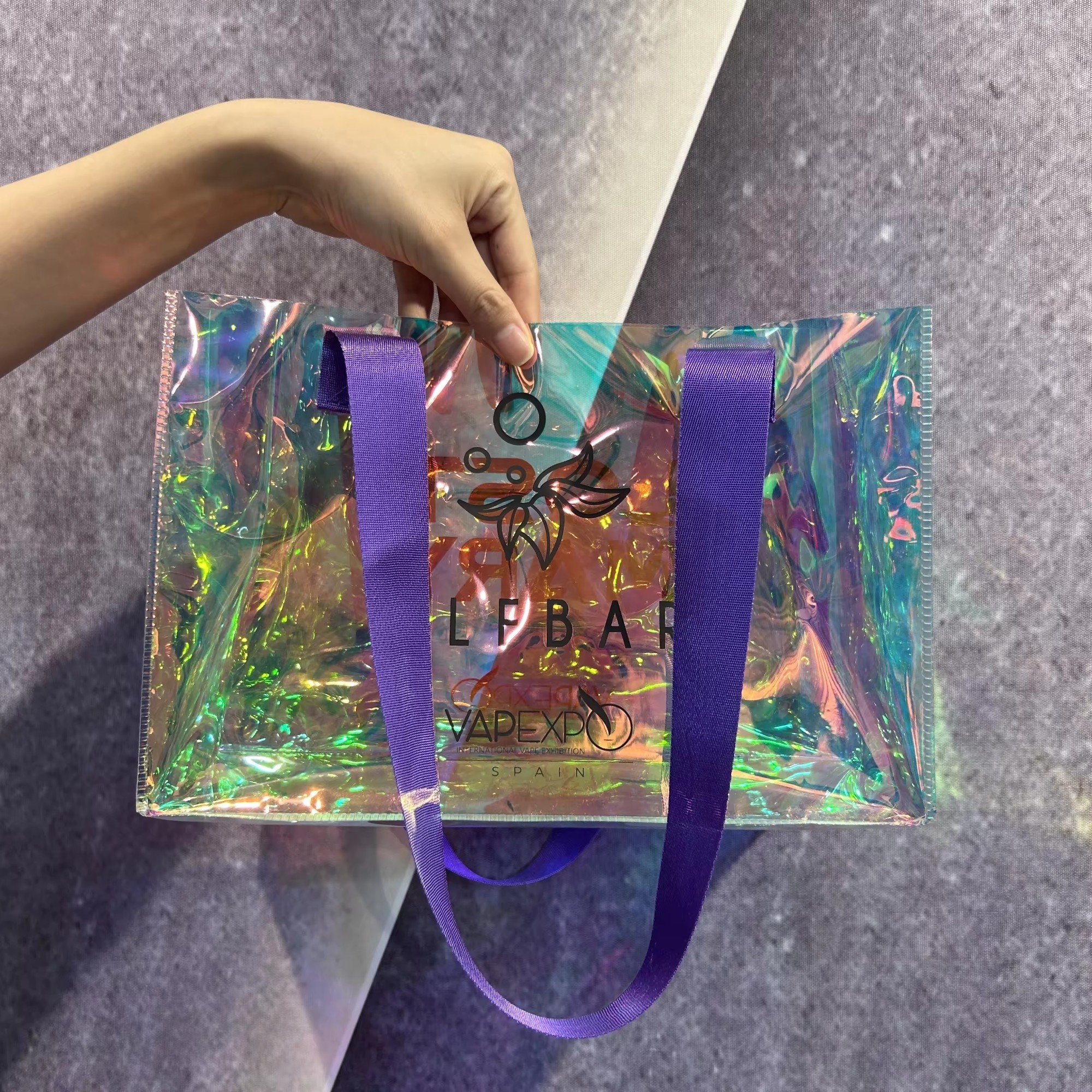 Luxury PVC hologram gift bags custom printing PVC laser portable holographic tote shopping bag