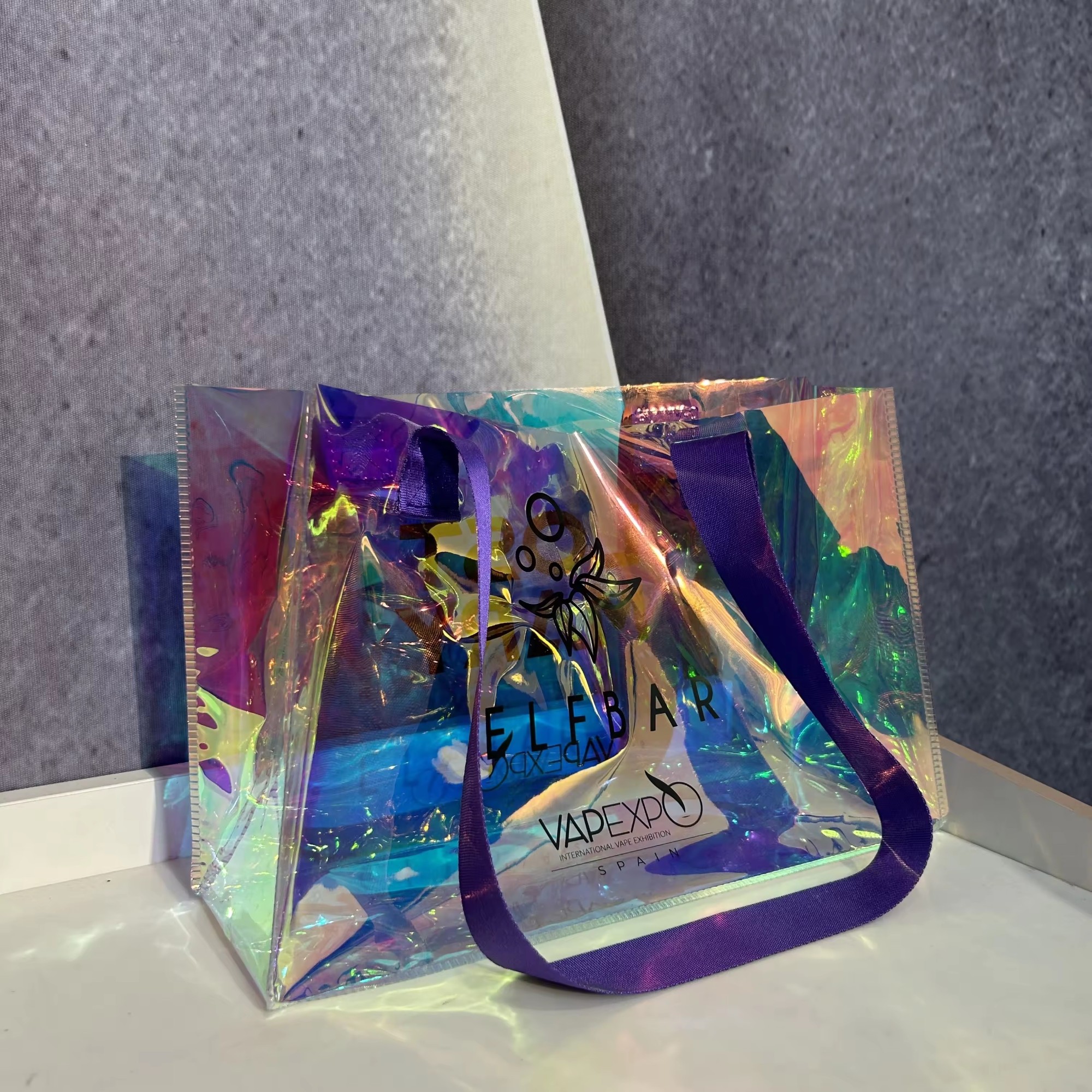 Luxury PVC hologram gift bags custom printing PVC laser portable holographic tote shopping bag