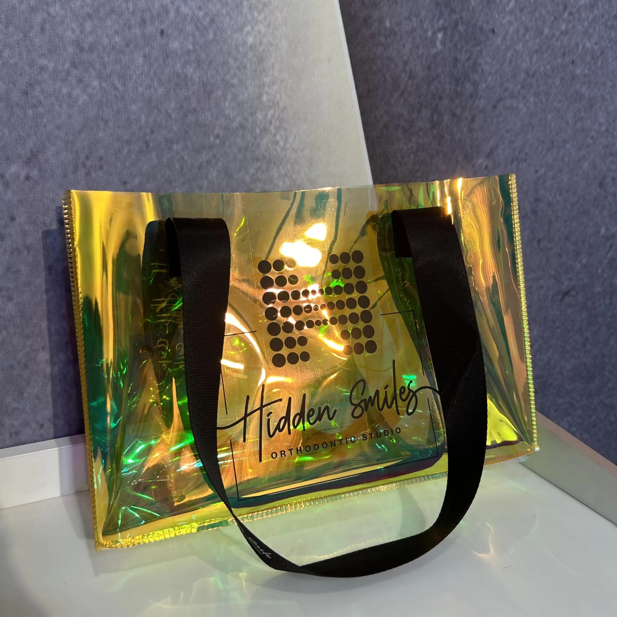 Fashion daisy Holographic pvc tote bags beach bag with ribbon handle with logo