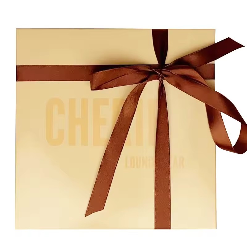 Eco-friendly Custom Logo Printed Golden Ribbon Box