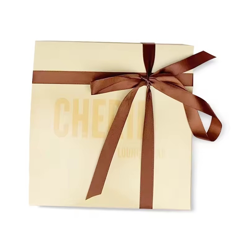 Eco-friendly Custom Logo Printed Golden Ribbon Box