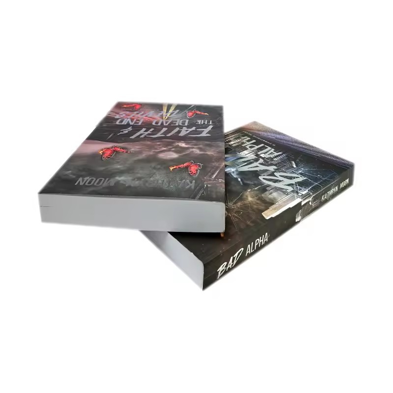 Paperback Books Printing Services Custom Softcover Novel Book Printing With Foil Stamping