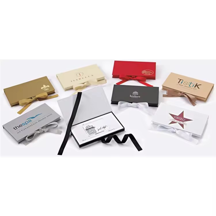 Luxury Fancy Paper Packaging Credit Band VIP Membership Card Gift Boxes