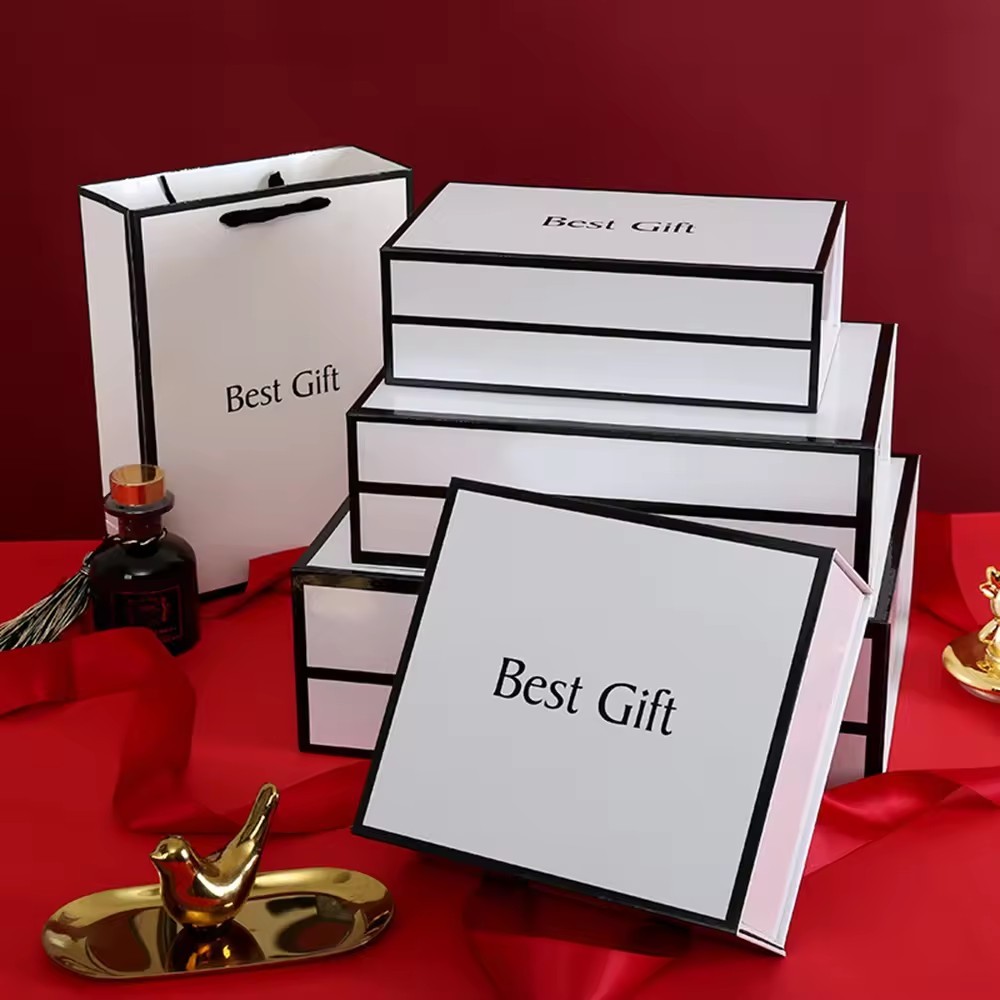 Rigid Greyboard Luxury Magnet Rigid Christmas Gift Packaging Box And Paper Bag