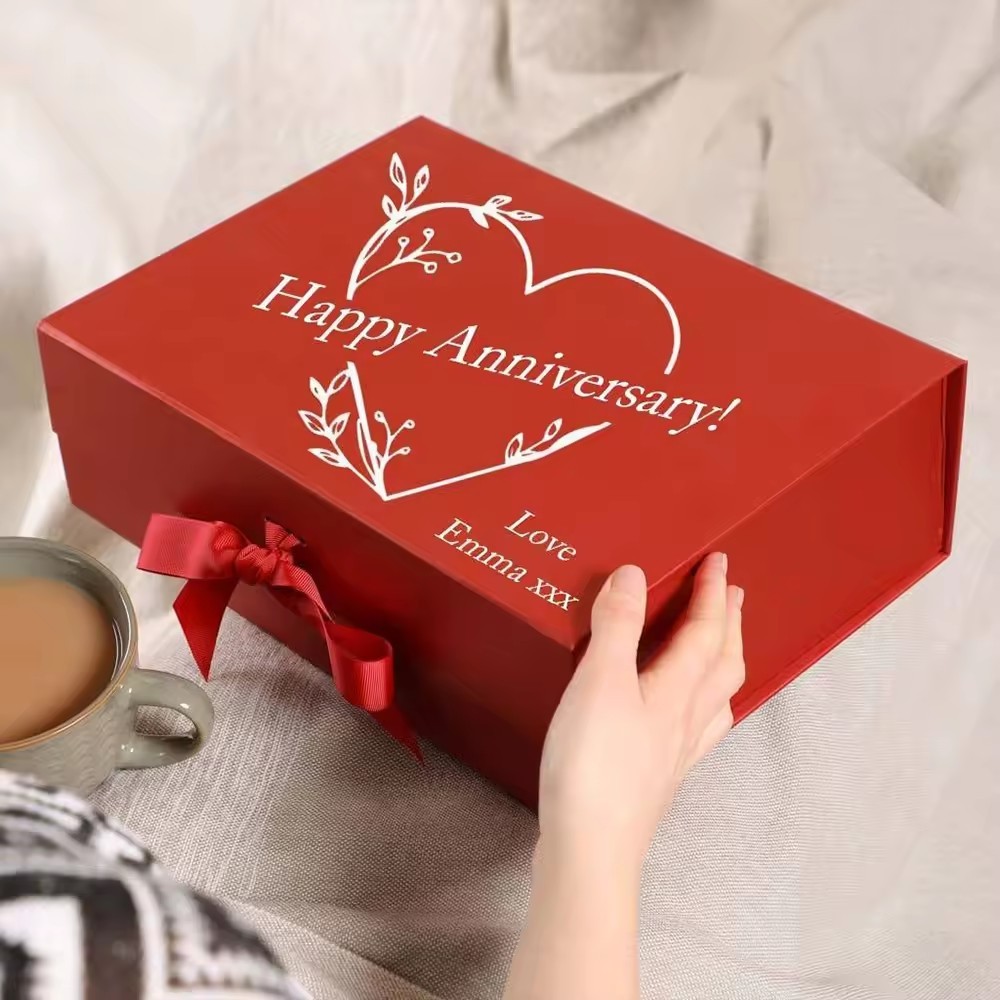 Luxury Red Cardboard Paper Packaging Magnetic Closure Folding Rigid Hamper Gift Box