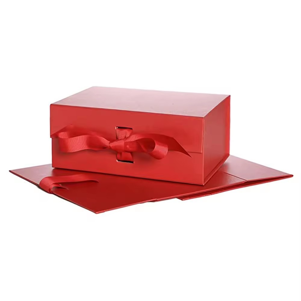 Luxury Red Cardboard Paper Packaging Magnetic Closure Folding Rigid Hamper Gift Box