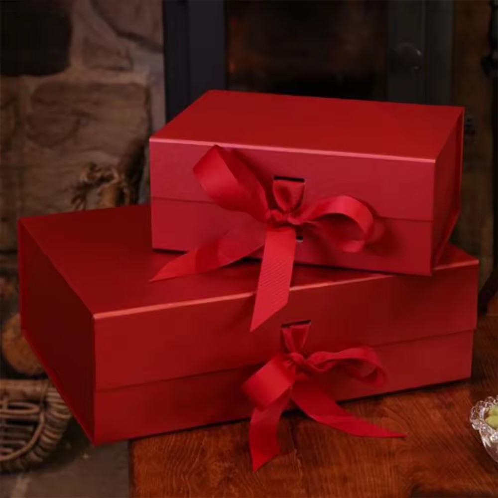 Luxury Red Cardboard Paper Packaging Magnetic Closure Folding Rigid Hamper Gift Box