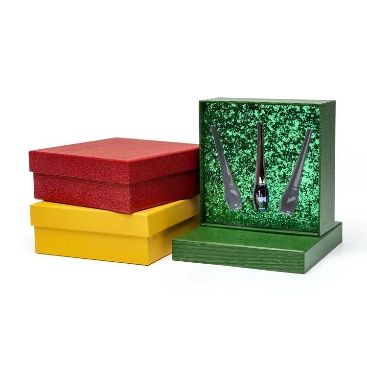 Luxury Cosmetics Packaging Paper Box With Plastic Tray